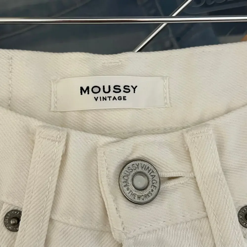 Moussy Vintage High Rise Straight Leg Distressed Jeans Cream Womens Size 24 - Picture 7 of 9